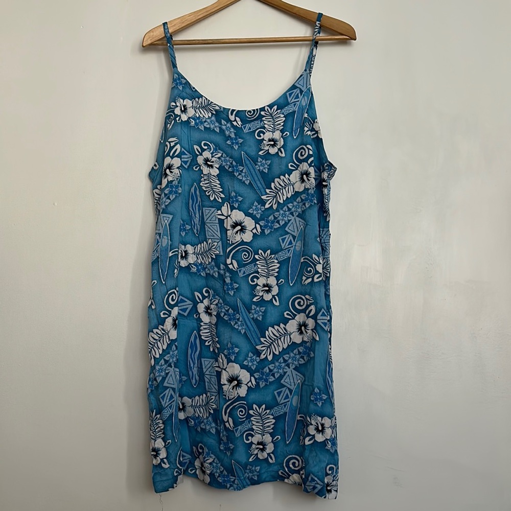 Clear Blue Sky Hawaiian Floral Print Dress.